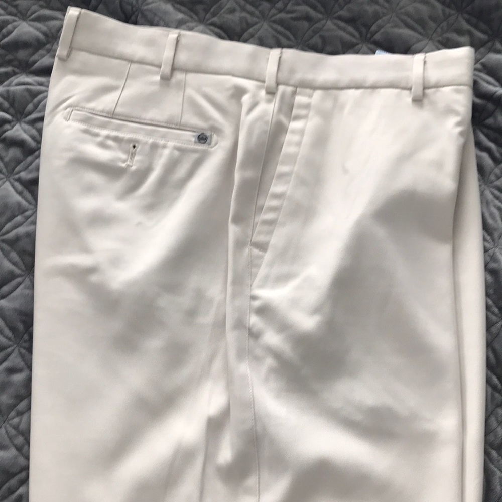EUC Peter Millar Crown Sport golf shorts 36 Waist